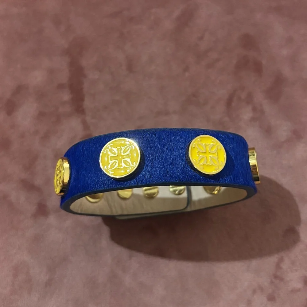 Rustic Cuff - Picture 1 of 3